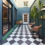 Boutique Orangerie Hotel 4*