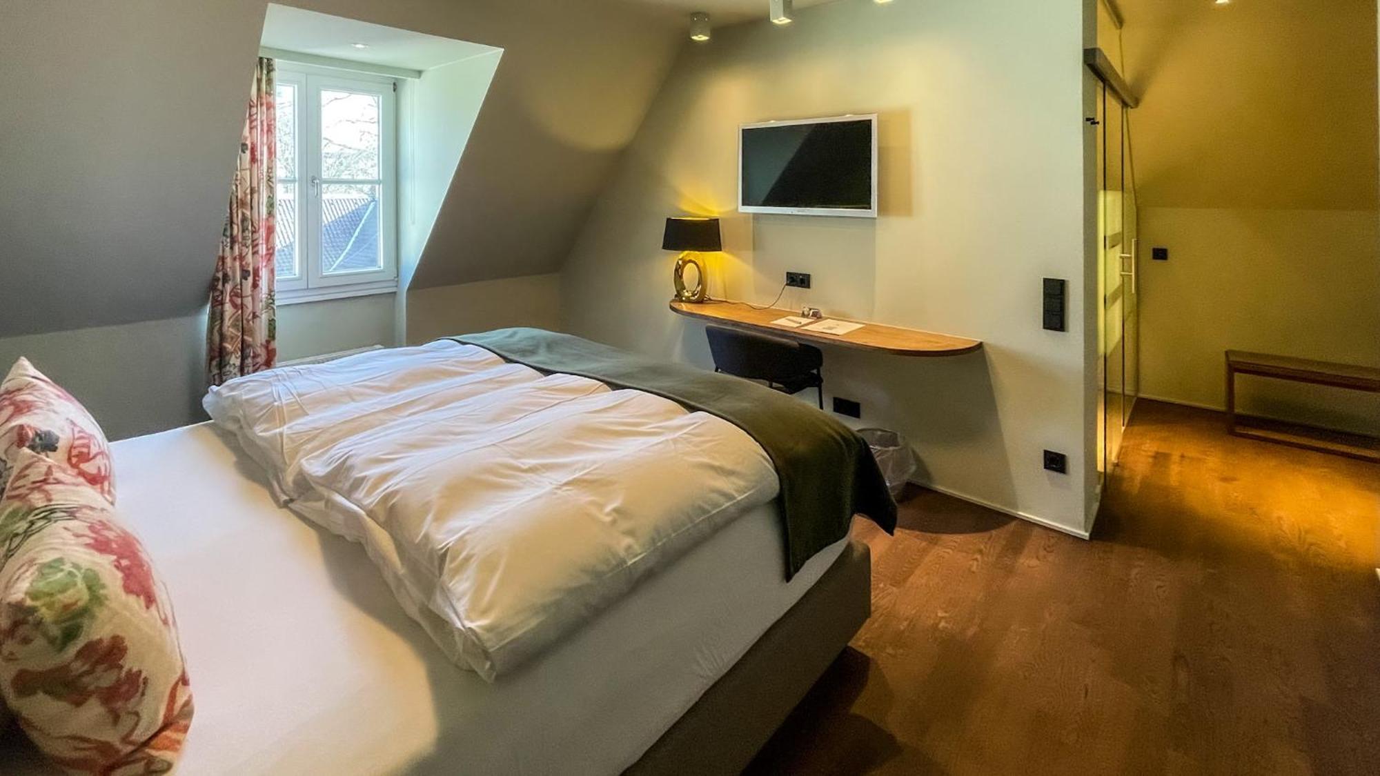 Boutique Orangerie Hotel 4*